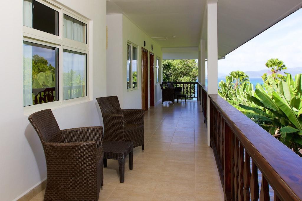 Cote Jardin - Chalets Cote Mer Баи-Сейнт-Энн Экстерьер фото